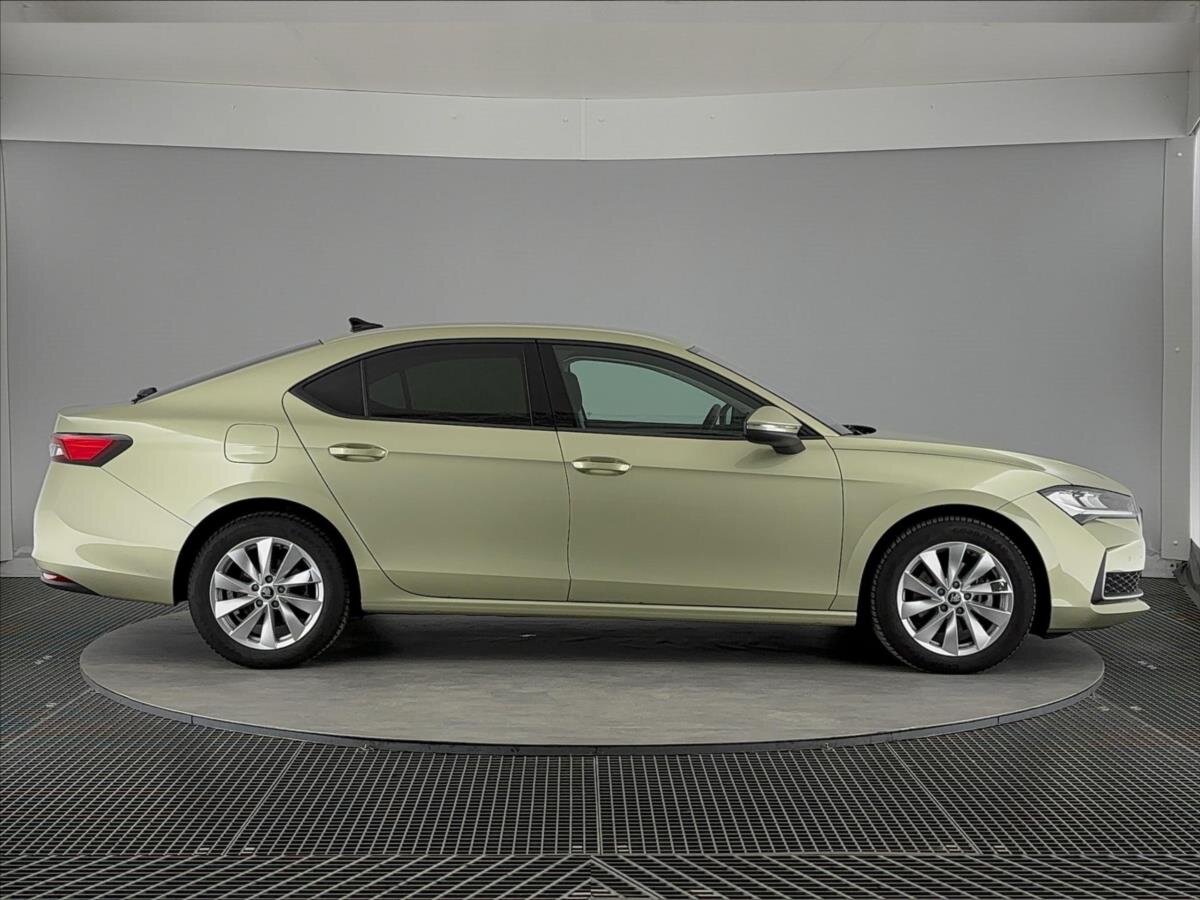 Škoda Superb Liftback 2,0 l 110 kw