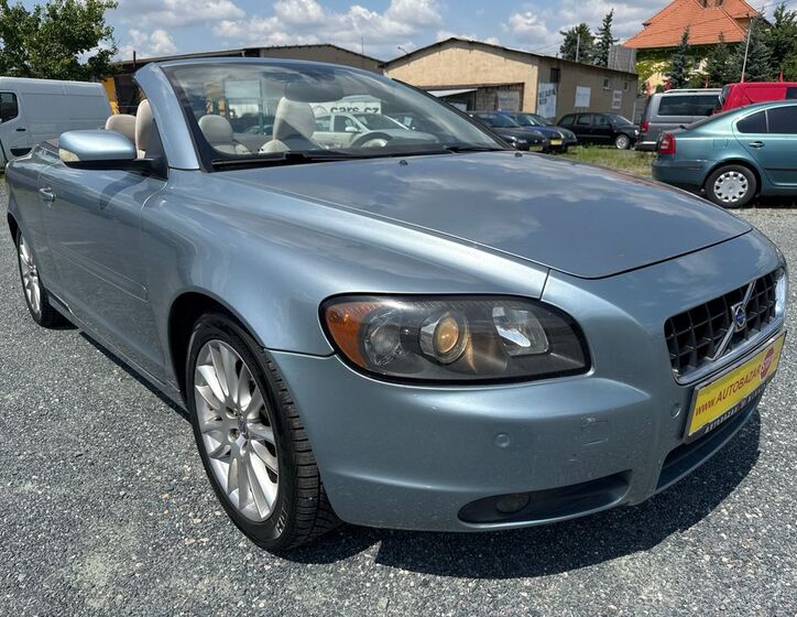 Volvo C70 1