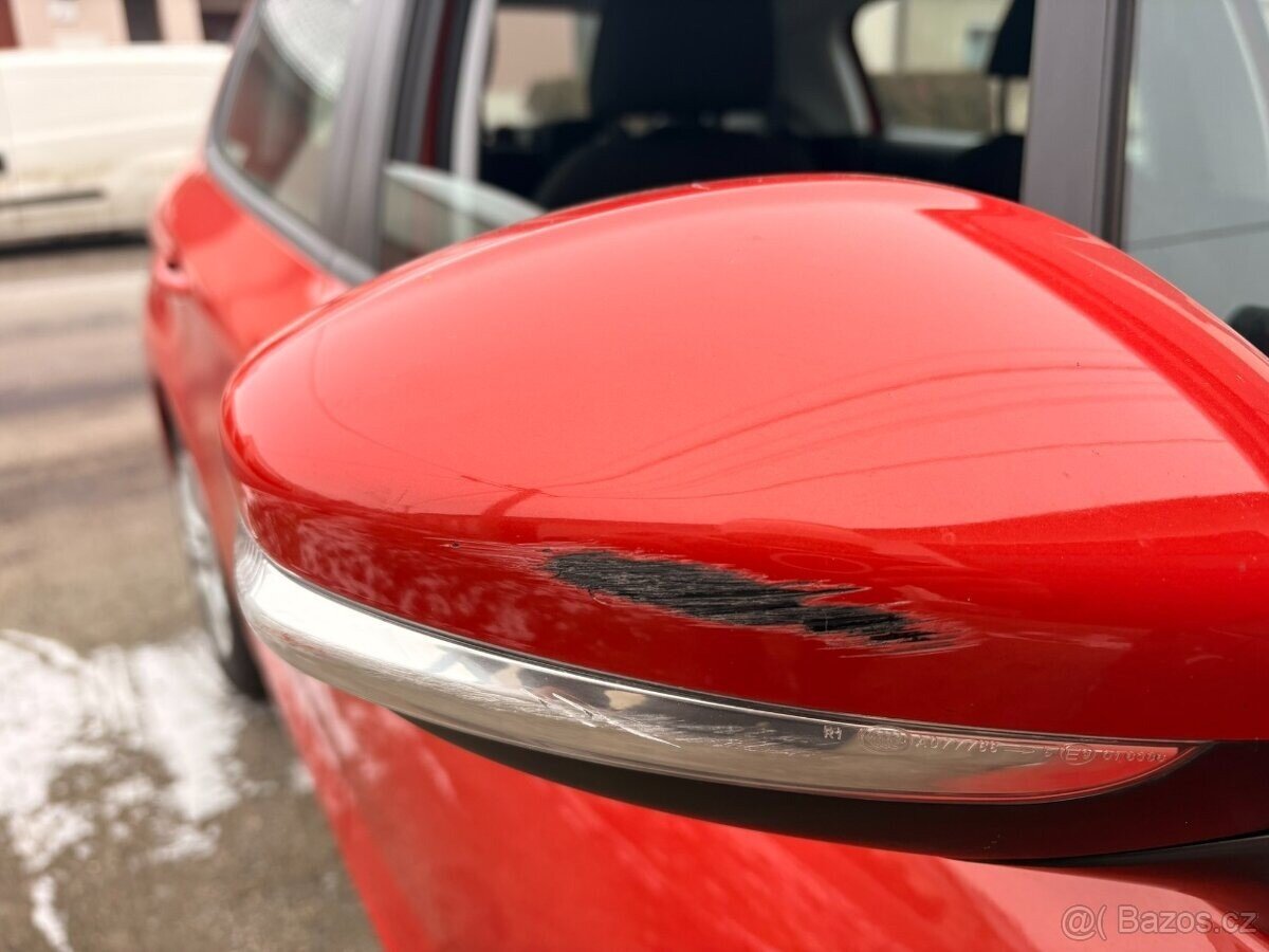 Peugeot 208 Liftback 0,0 60 kw