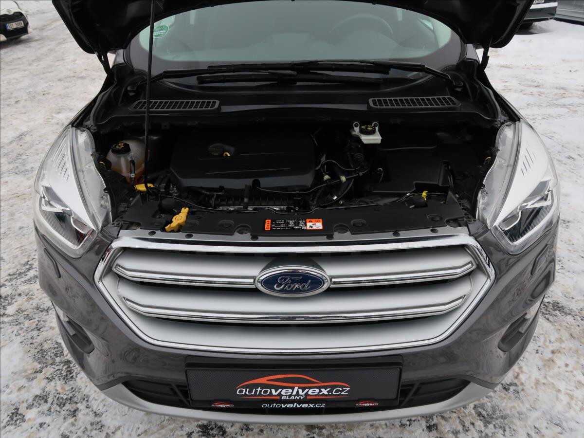 Ford Kuga SUV 1,5 l 110 kw