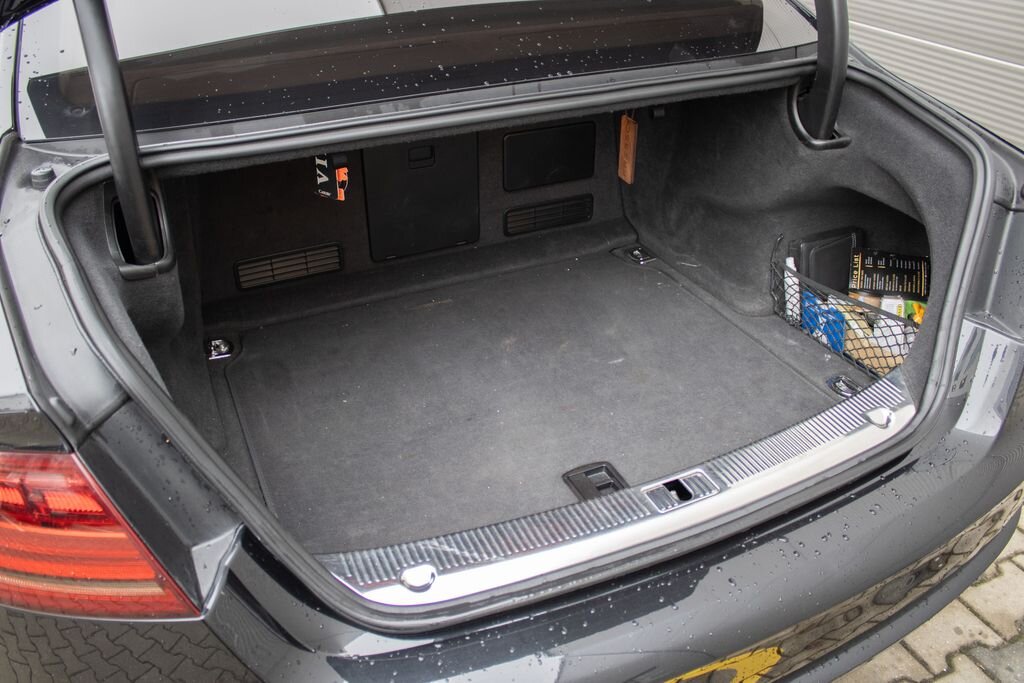 Audi A8 Sedan 3,0 l 184 kw