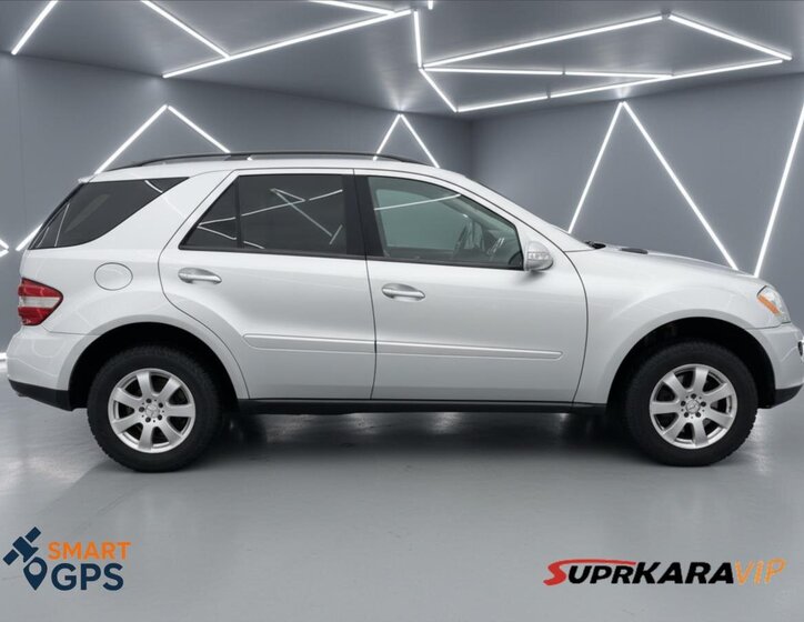 Mercedes-Benz Třídy M SUV 3,5 l 200 kw