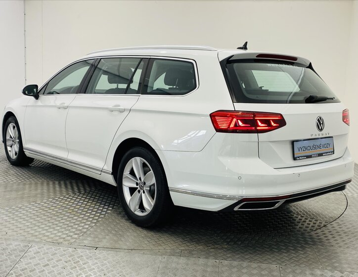 Volkswagen Passat 23