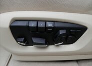 BMW X5 Kombi 3,0 l 190 kw