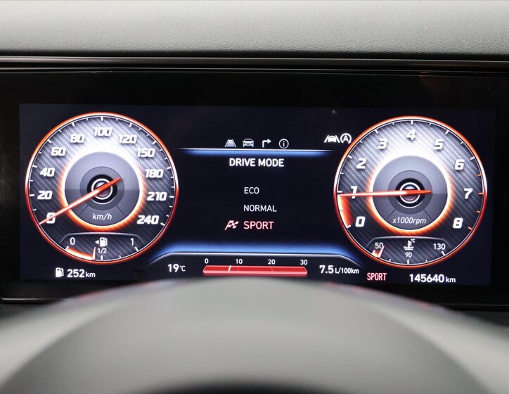 Hyundai Tucson SUV / Terénní 1,6 l 110 kw