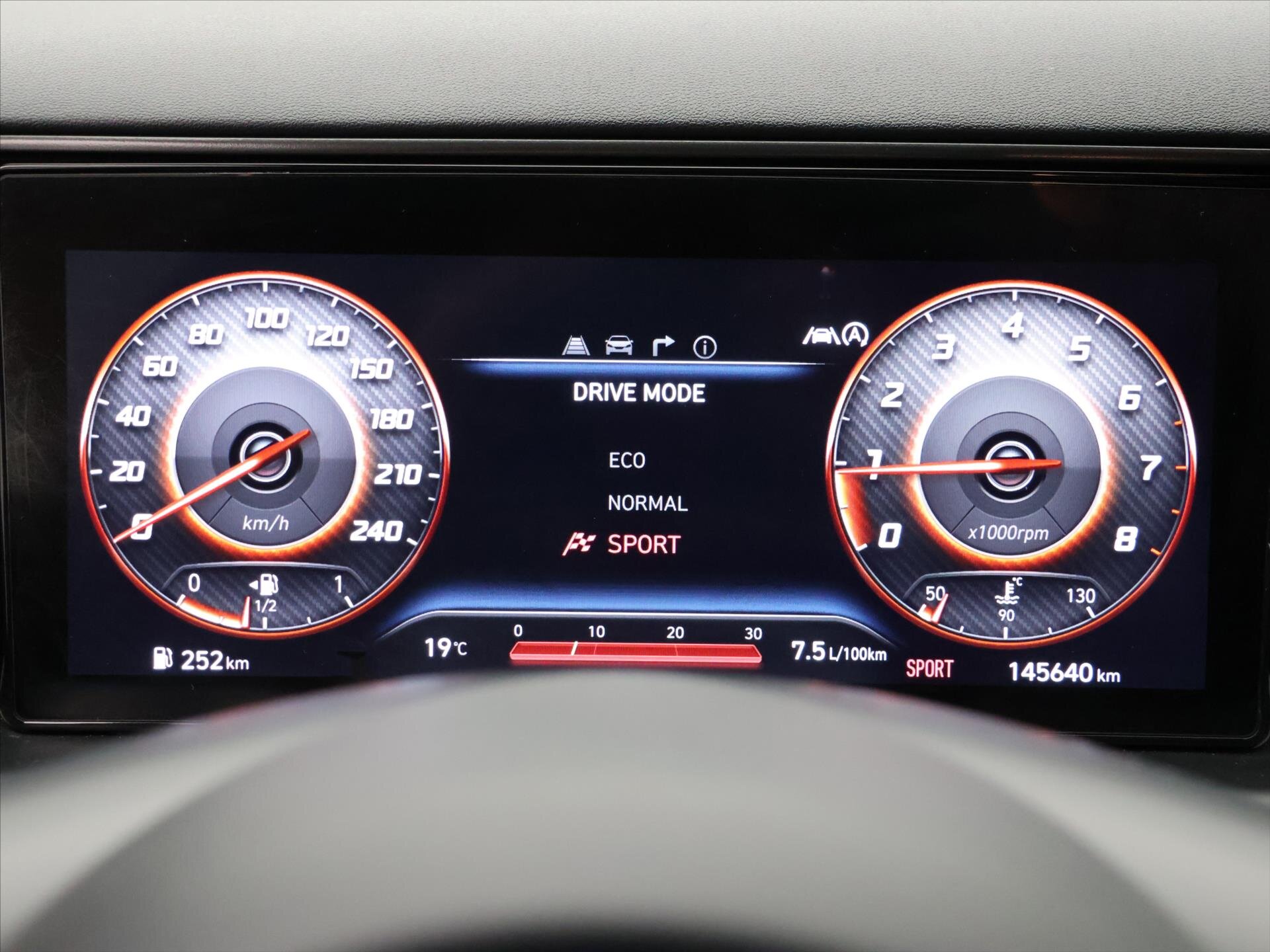 Hyundai Tucson SUV / Terénní 1,6 l 110 kw