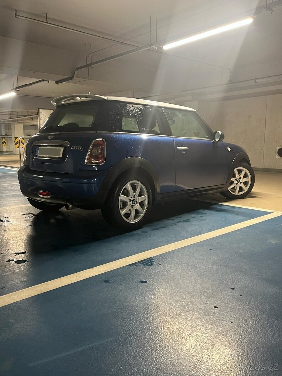 Mini Cooper Hatchback 0,0 0