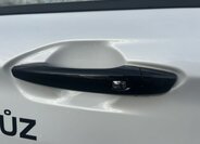 Dongfeng Ostatní Sedan / Limuzína 1,5 l 86 kw