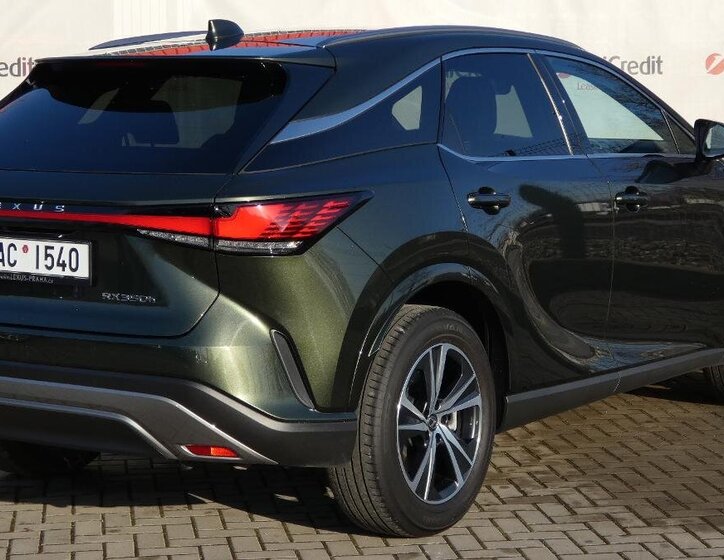 Lexus RX 350h SUV / Terénní 2,5 l 140 kw