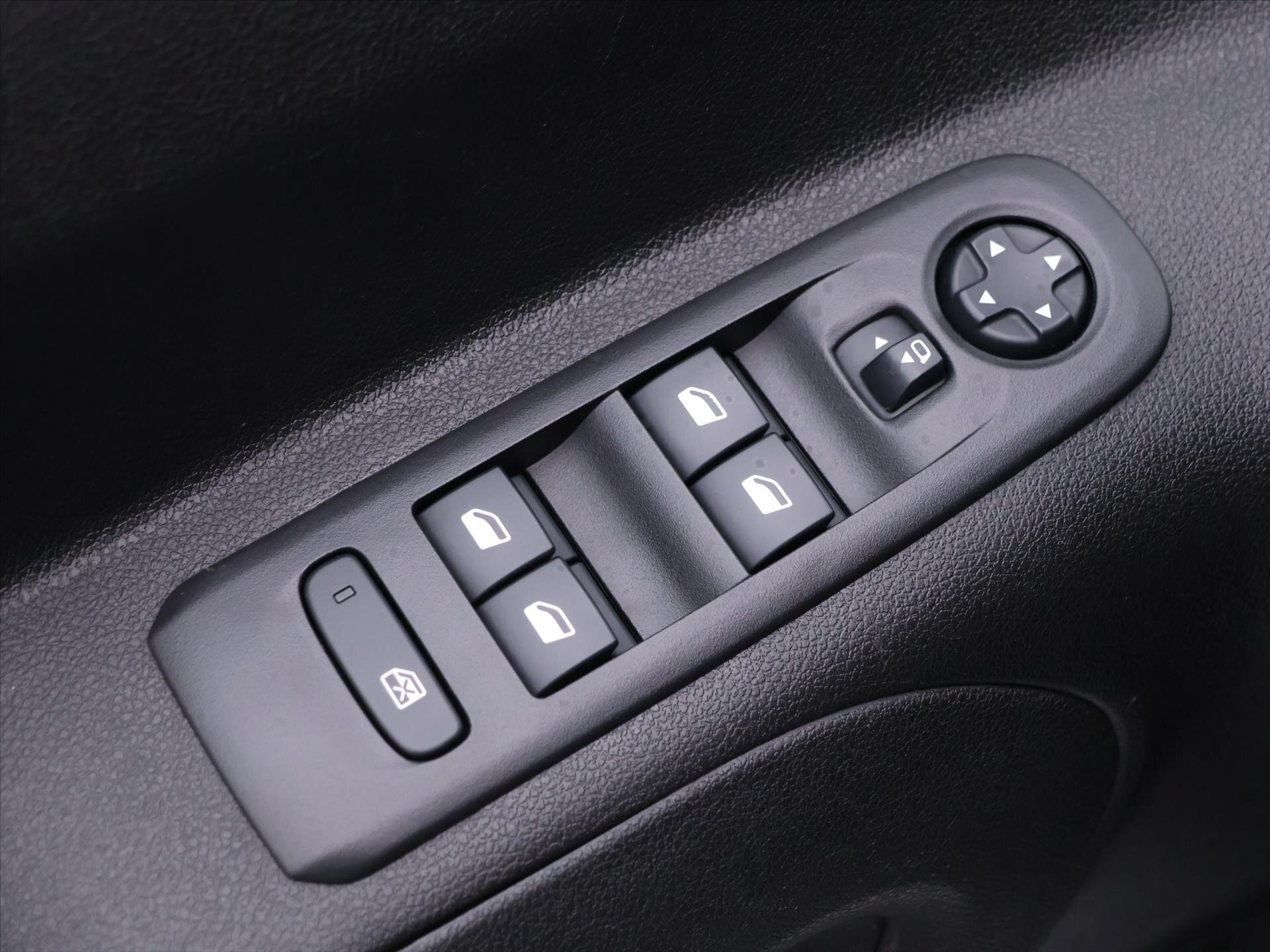 Opel Combo MPV 1,2 l 81 kw