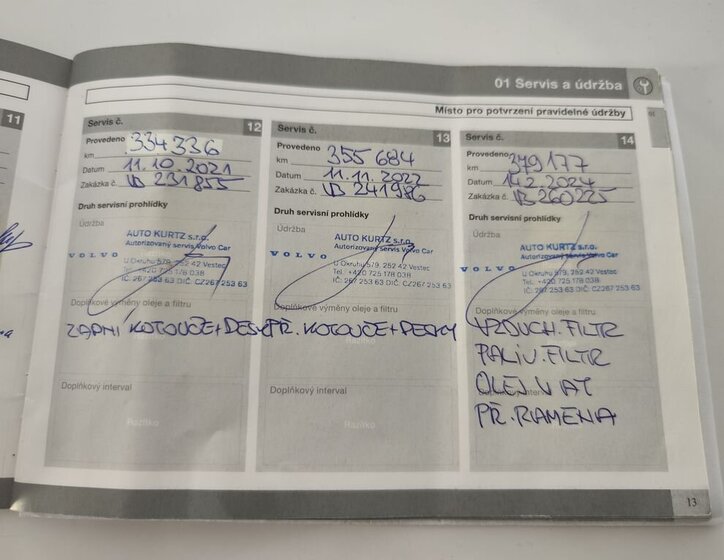 Volvo XC70 Kombi 2,4 l 151 kw