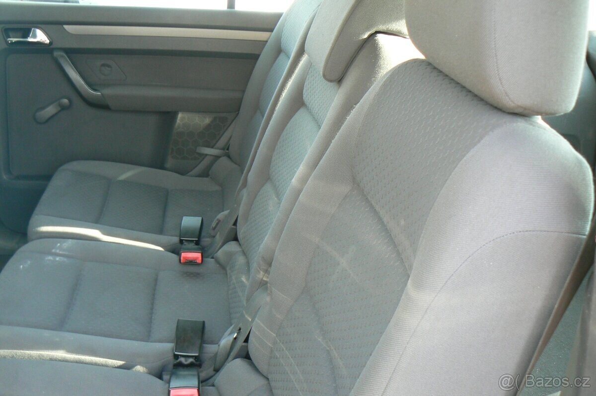 Volkswagen Touran Kombi 1,6 l 85 kw