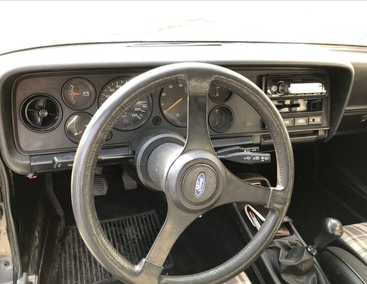 Ford Capri Kupé 2,0 l 66 kw