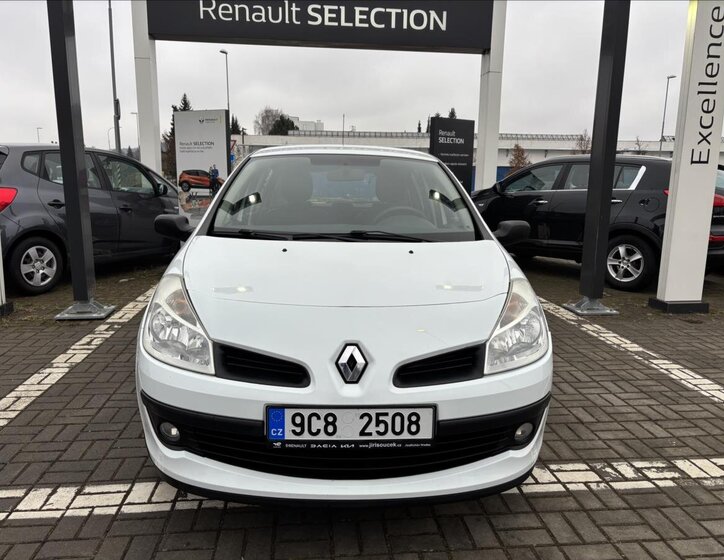 Renault Clio Hatchback 1,1 l 55 kw