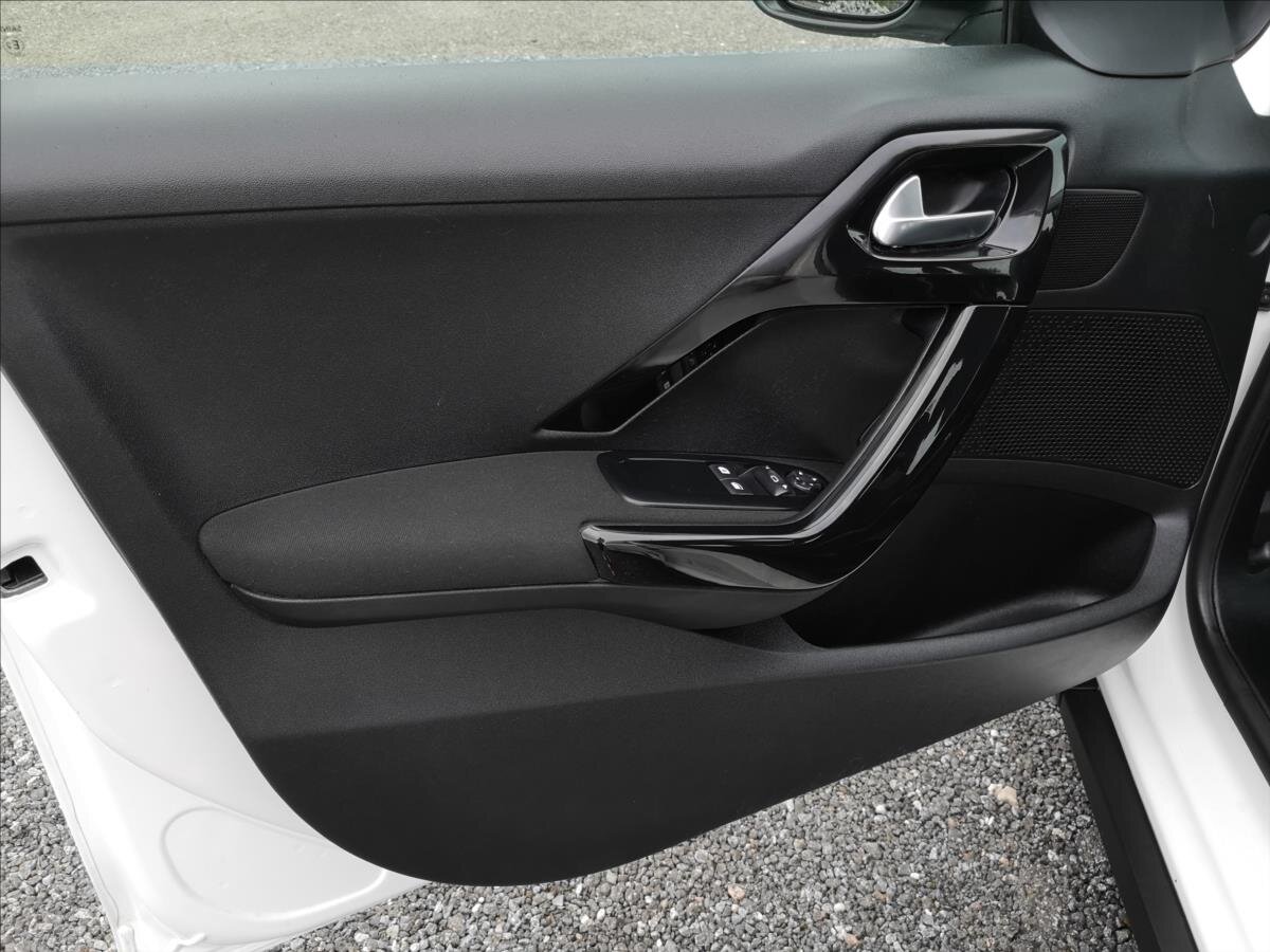 Peugeot 2008 Kombi 1,4 l 50 kw