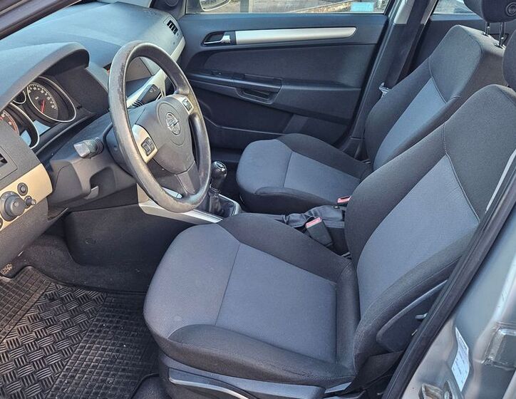 Opel Astra 7