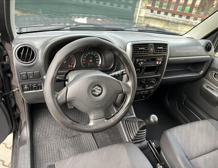 Suzuki Jimny 14