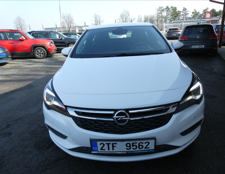 Opel Astra Hatchback 1,6 l 81 kw