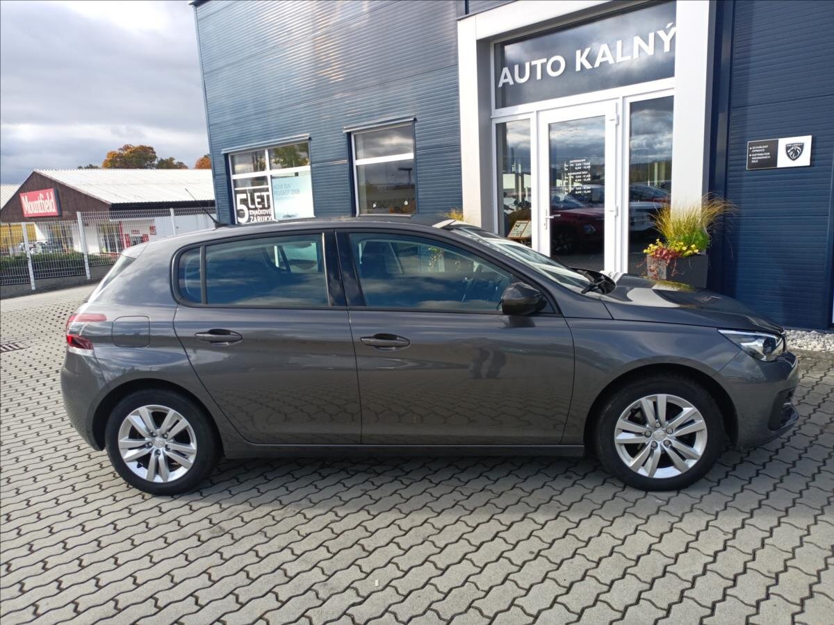 Peugeot 308 Hatchback 1,2 l 81 kw