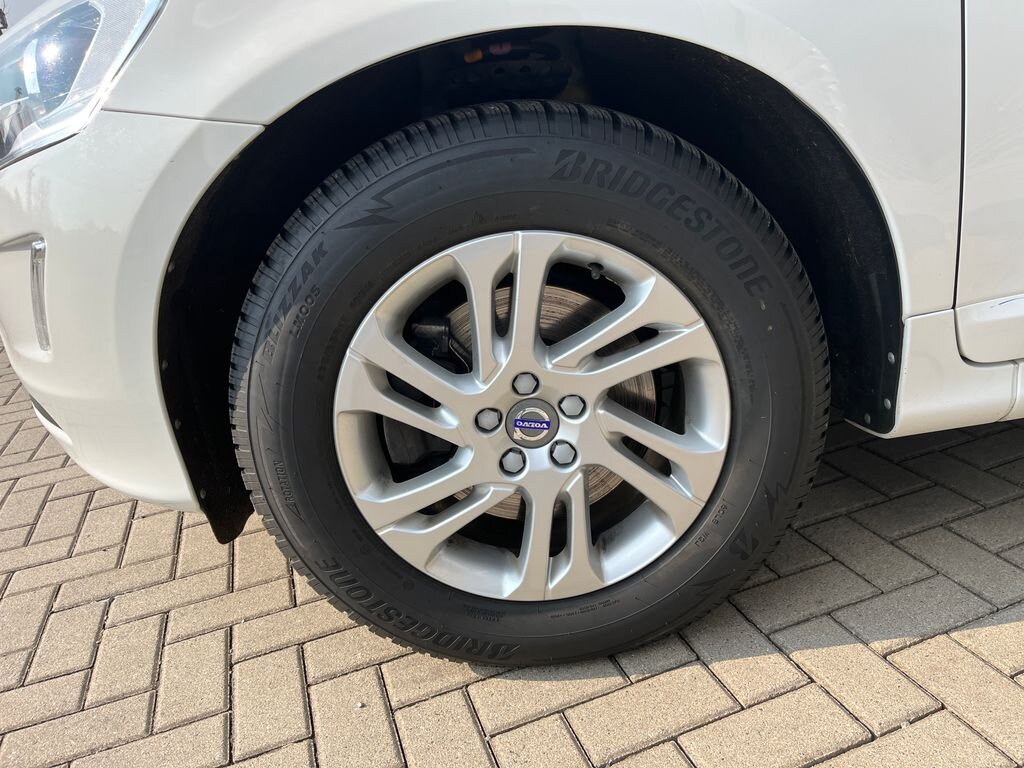 Volvo XC60 SUV / Terénní 2,4 l 140 kw