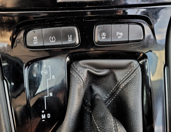 Opel Grandland X SUV / Terénní 1,5 l 96 kw