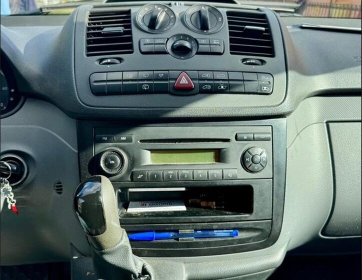 Mercedes-Benz Vito 15