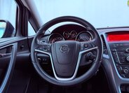 Opel Astra Hatchback 1,4 l 74 kw