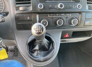 Volkswagen Caravelle 18