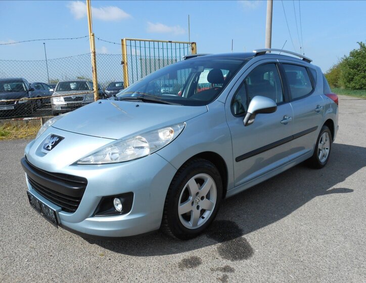 Peugeot 207 Kombi 1,4 l 54 kw