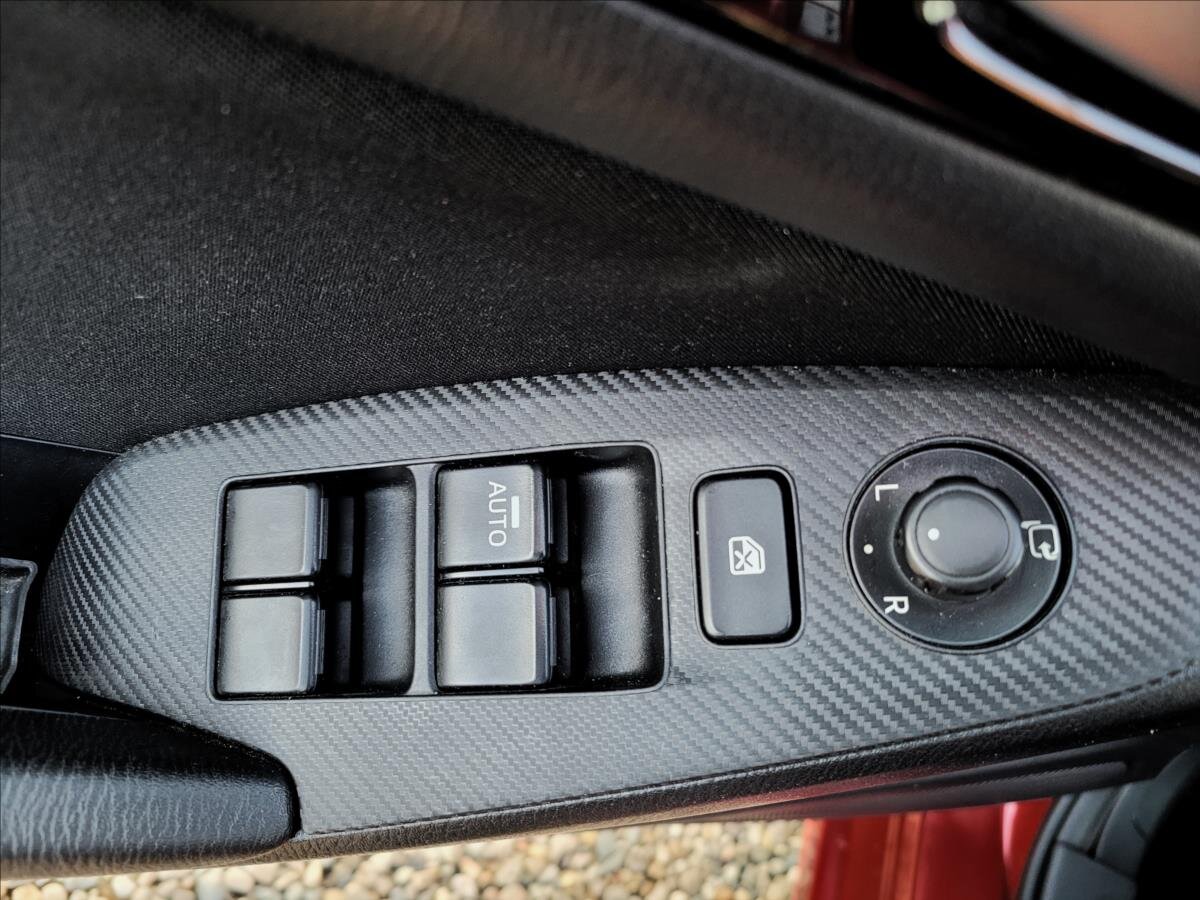 Mazda 3 Sedan / Limuzína 2,0 l 88 kw