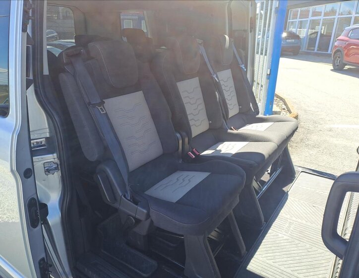 Ford Tourneo Custom Ostatní 2,0 l 96 kw