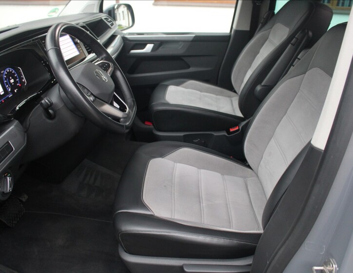 Volkswagen Multivan 19