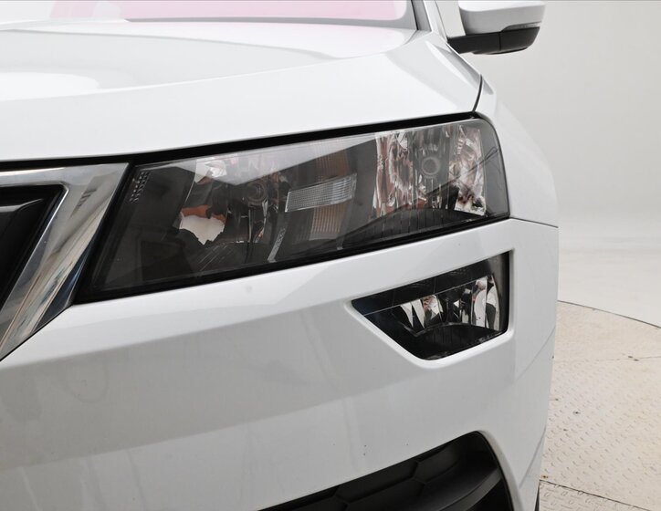 Škoda Karoq SUV / Terénní 2,0 l 110 kw