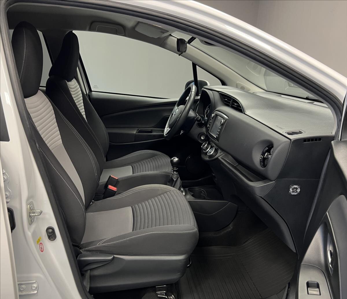 Toyota Yaris Kombi 1,5 l 82 kw