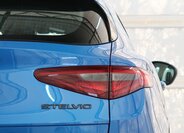 Alfa Romeo Stelvio 9