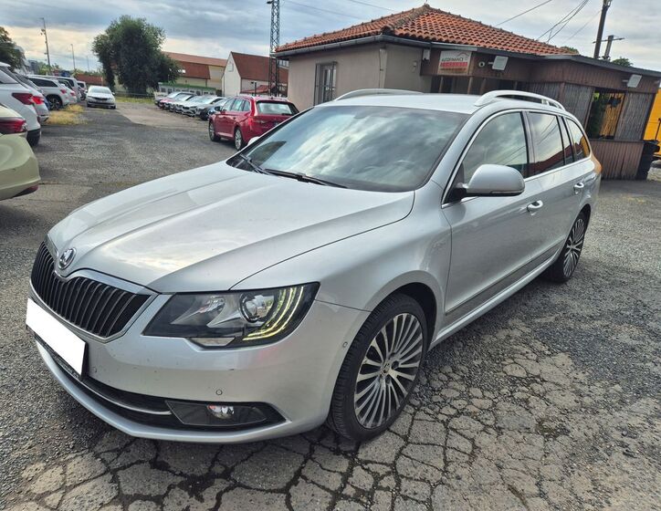Škoda Superb 1