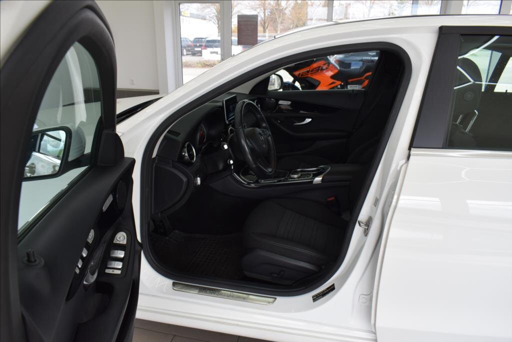 Mercedes-Benz Třídy C Sedan / Limuzína 2,1 l 125 kw