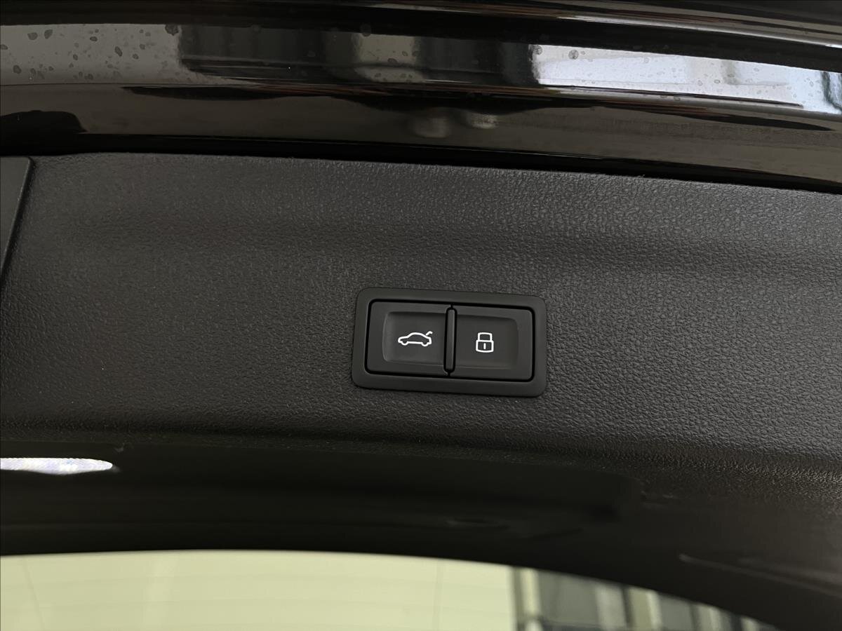 Audi A6 Allroad Kombi 3,0 l 253 kw