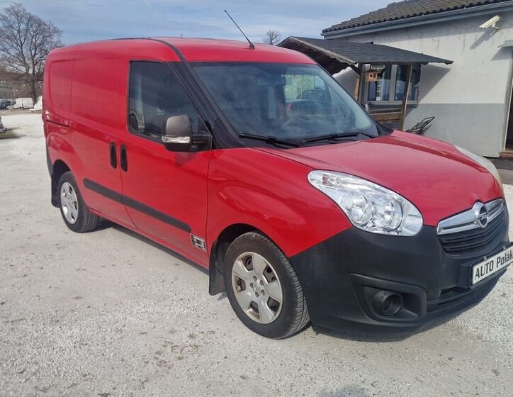 Opel Combo Skříň 1,6 l 77 kw