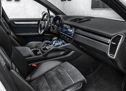 Porsche Cayenne SUV 4,0 l 338 kw