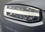 Volvo XC90 8