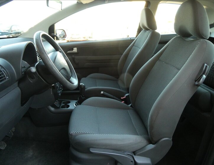 Volkswagen Fox Hatchback 1,2 l 40 kw