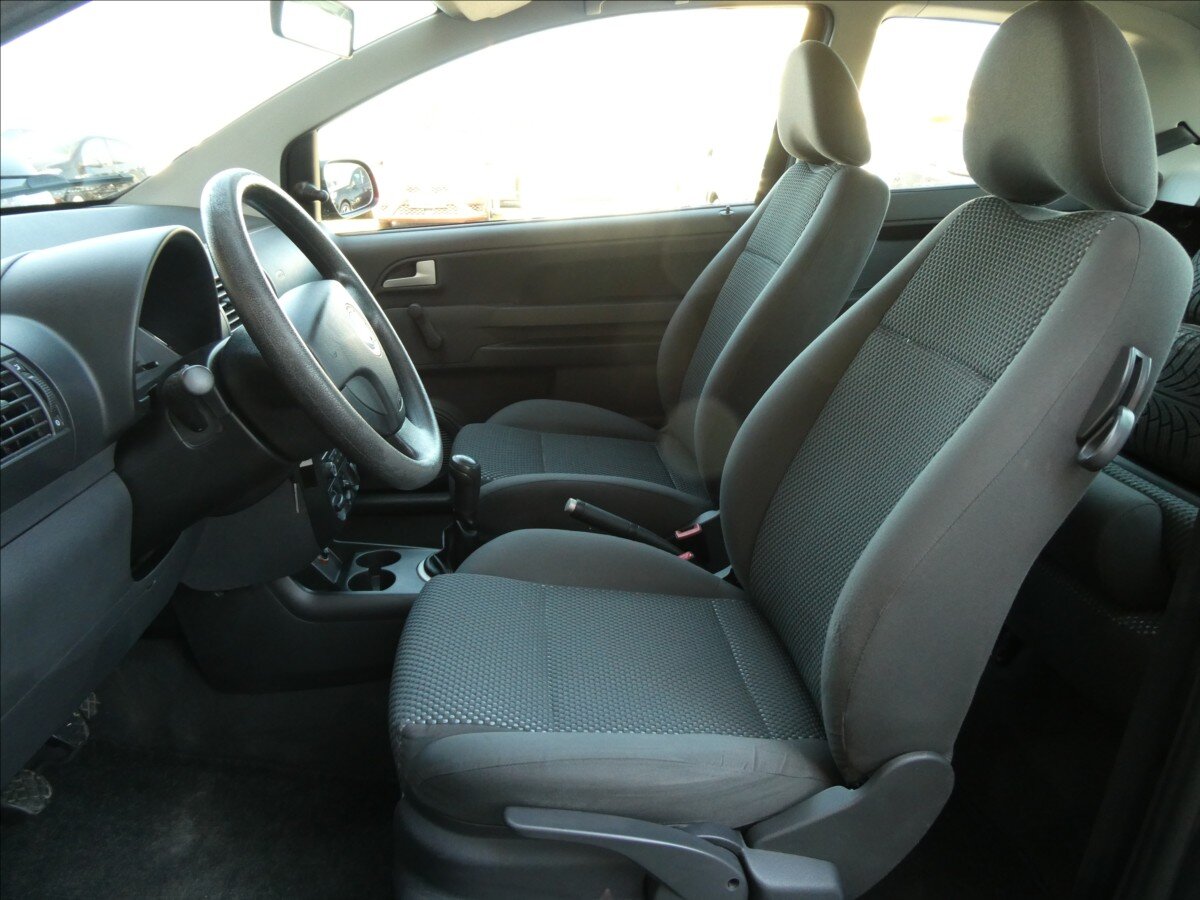 Volkswagen Fox Hatchback 1,2 l 40 kw