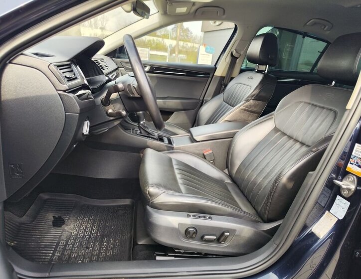 Škoda Superb Sedan / Limuzína 2,0 l 110 kw