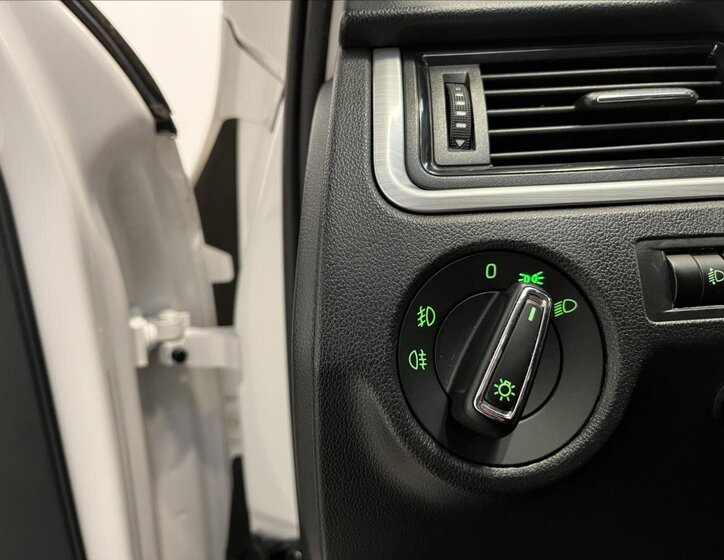 Škoda Rapid Liftback 1,2 l 66 kw