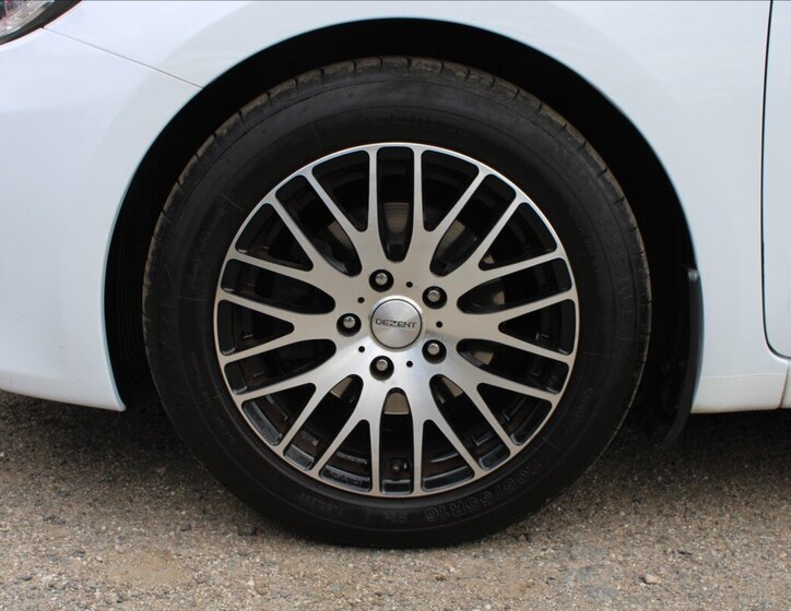 KIA Ceed Hatchback 1,4 l 73 kw