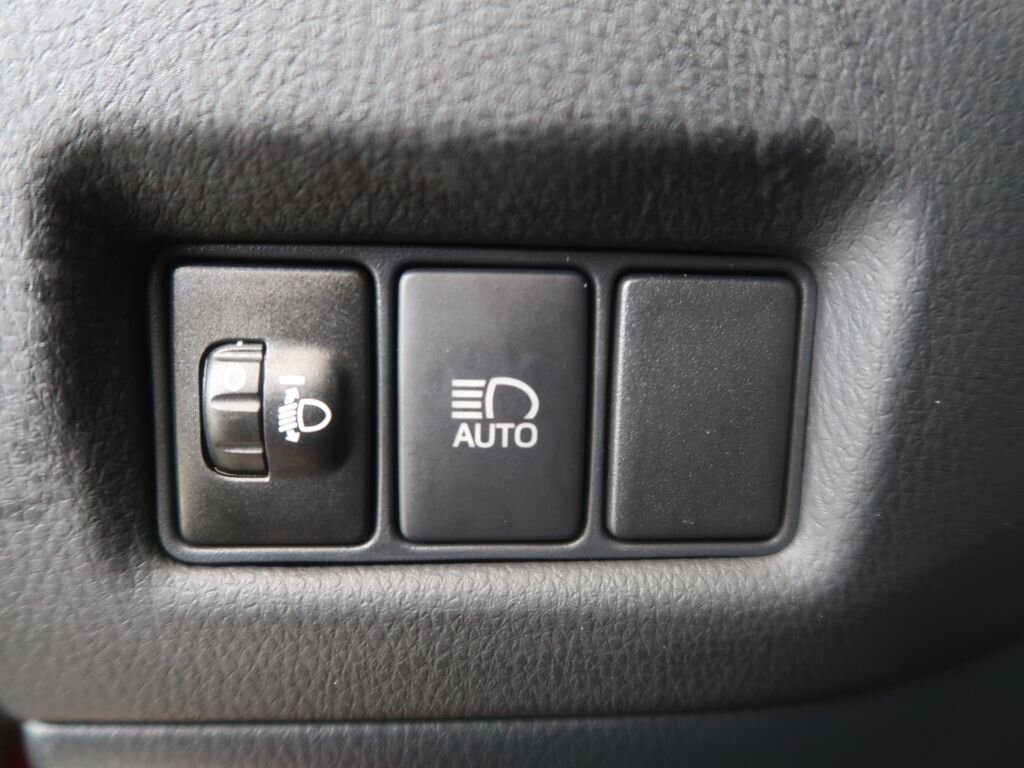 Toyota C-HR SUV / Terénní 1,8 l 72 kw