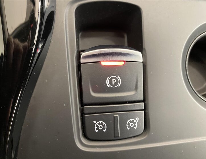 Renault Kadjar SUV 1,5 l 81 kw