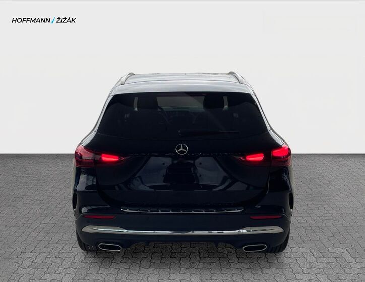 Mercedes-Benz GLA 6