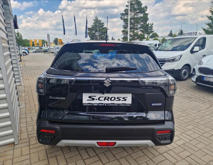 Suzuki S-Cross 6